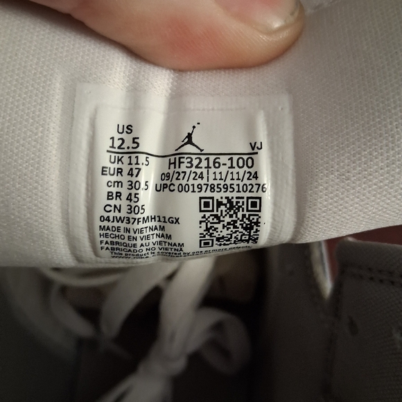 Nike Air Jordan 1 Mid Cool Grey White Medium Grey Size 12.5 - Picture 6 of 8